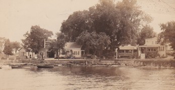 Vintage Photo: Lake Shore, Elmwood Cabins, Essex, NY